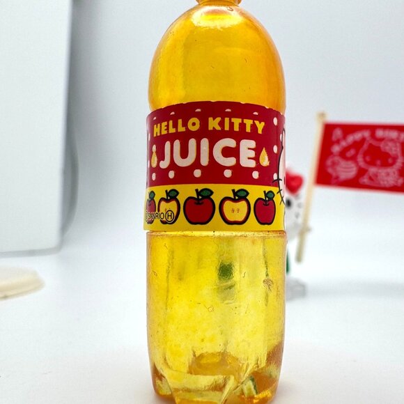 Rare 2011 Re-Ment Hello Kitty Exciting Birthday Set 1 Miniature Party Collection - Picture 6 of 12